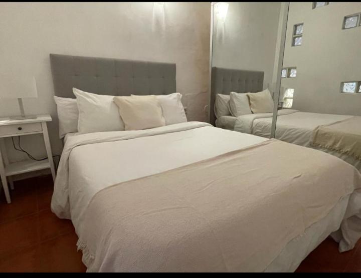 Sleepers Apto Nico L'Hospitalet de Llobregat Ngoại thất bức ảnh